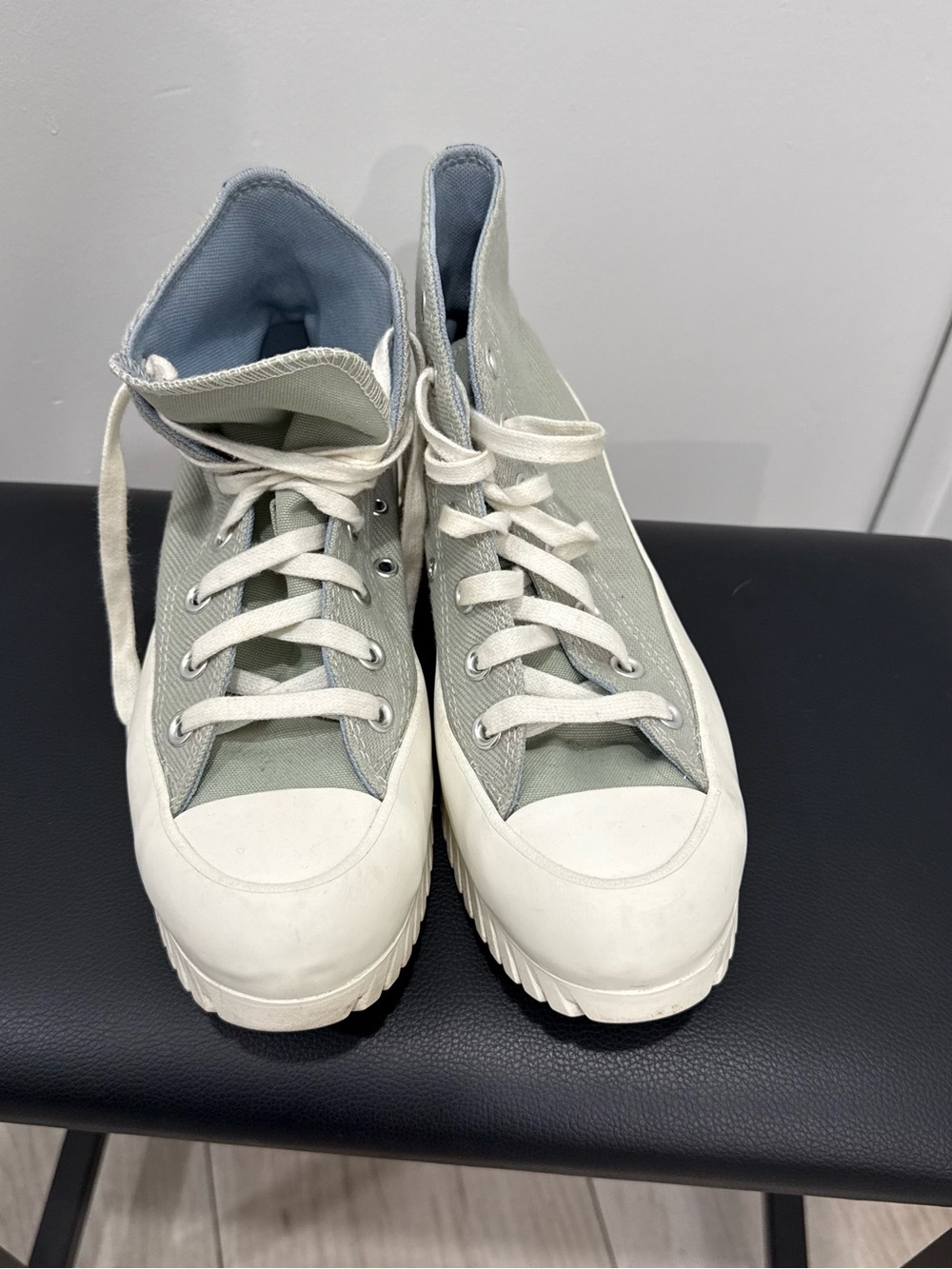 Converse Chuck Taylor All Star Lugged 2.0 High Top Sneakers Sage Man’s 5 Women 7